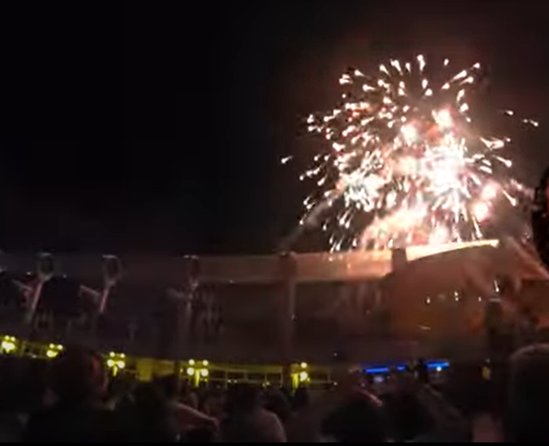 disney-magic02.png disney-magic02.png